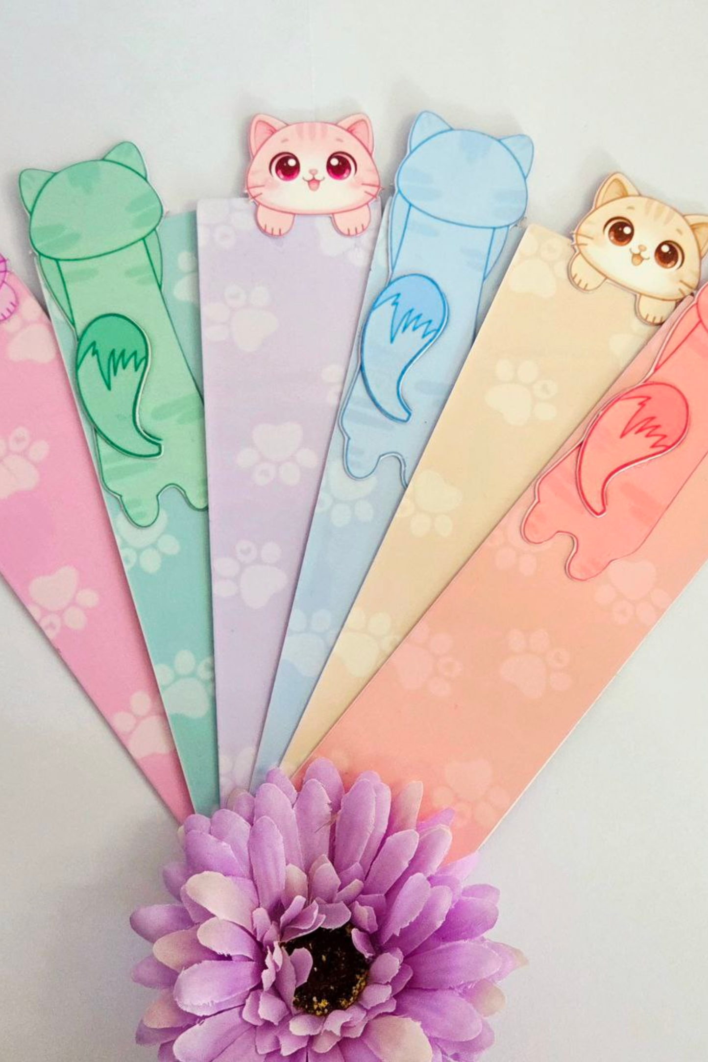 3D Effect LavenderDream Paw Bookmark